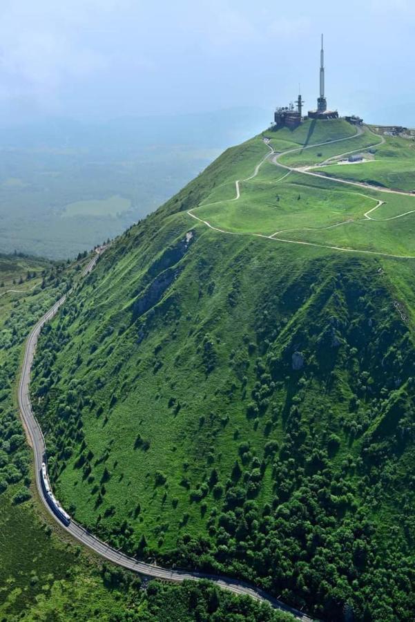 Volc Appart Saint-Pierre-le-Chastel Екстер'єр фото